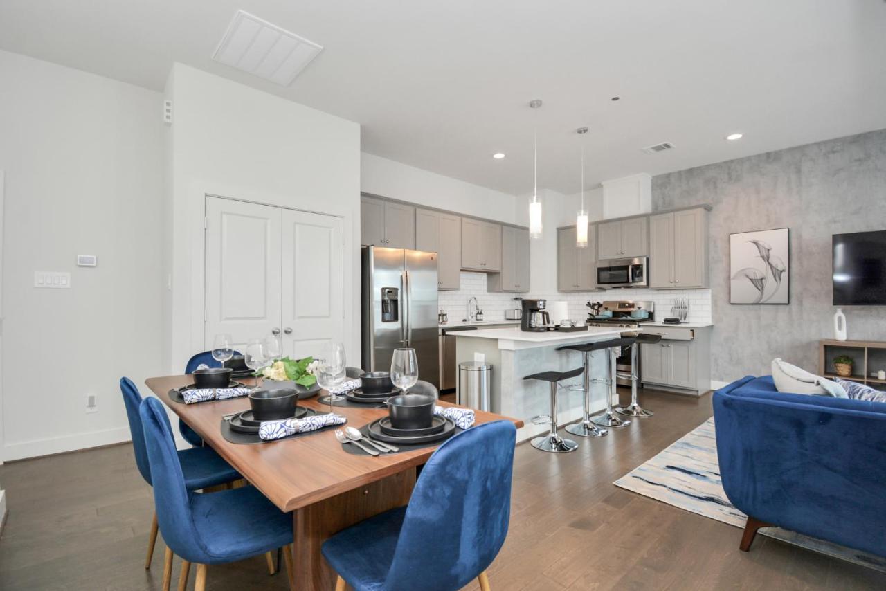 Casa Azure - New Modern 3 Bedroom Med Center, Nrg, Uh 휴스턴 외부 사진