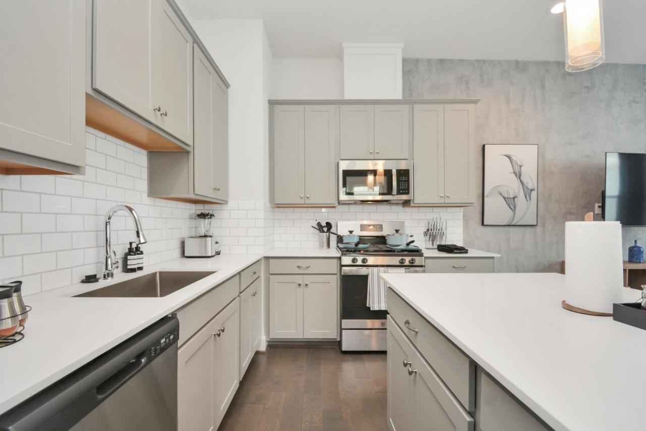 Casa Azure - New Modern 3 Bedroom Med Center, Nrg, Uh 휴스턴 외부 사진